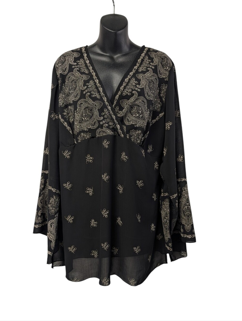 Fashion Bug Women Plus 18/20 Black White Embroidered Paisley Sheer Tunic Boho